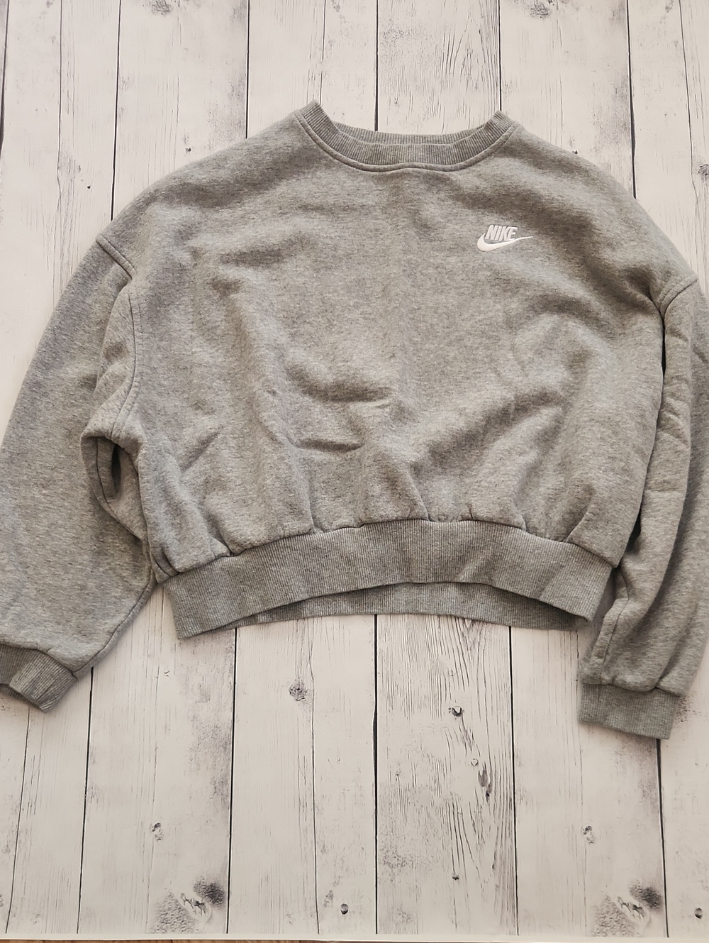 Nike Girls Size Large Gray Crop Sweatshirt